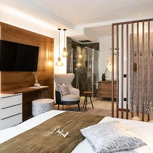 Aparthotel Sibenbras Natural, Limone sul Garda