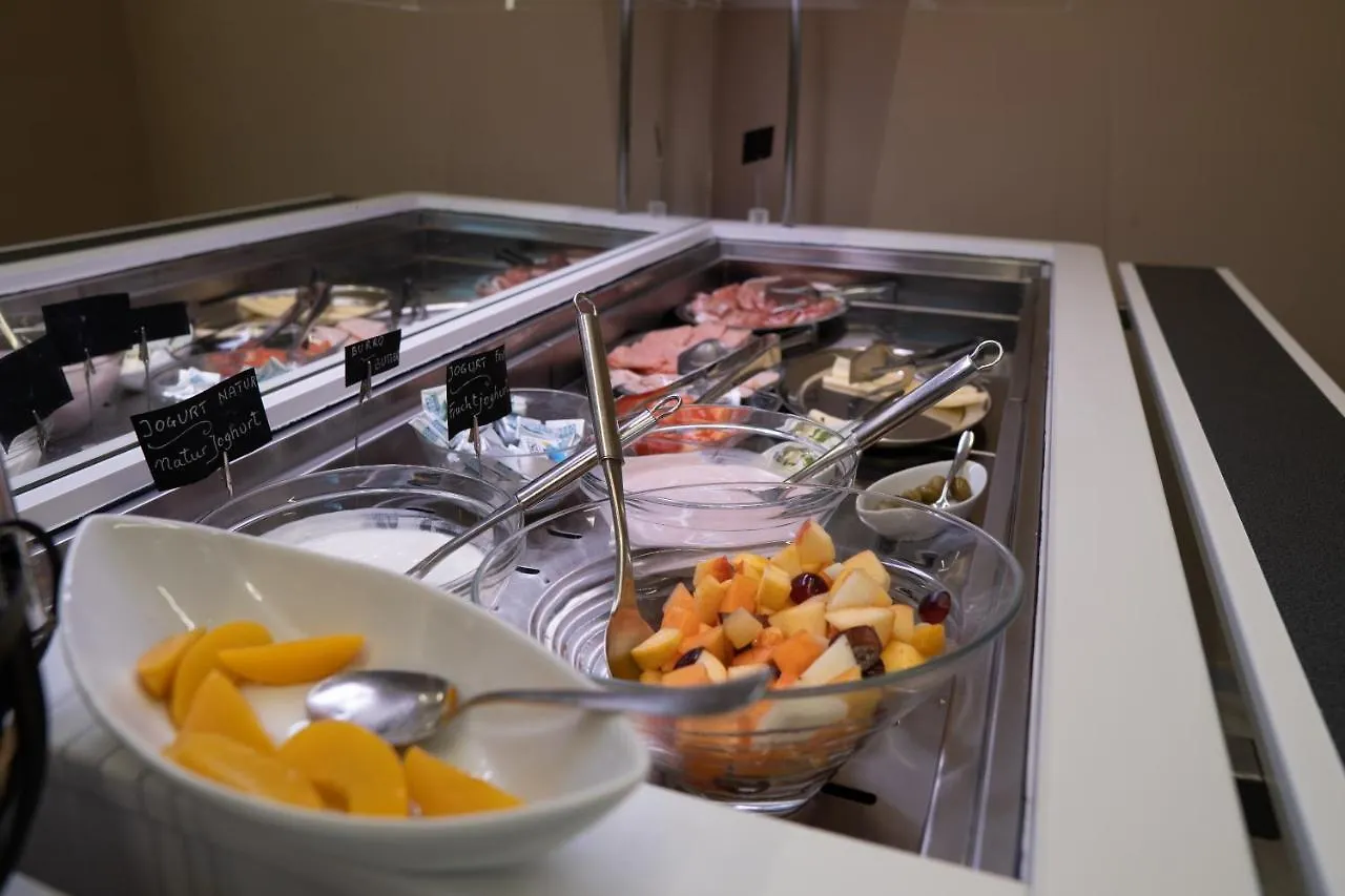 Hotel Villa Grazia リモーネ・スル・ガルダ 2*,