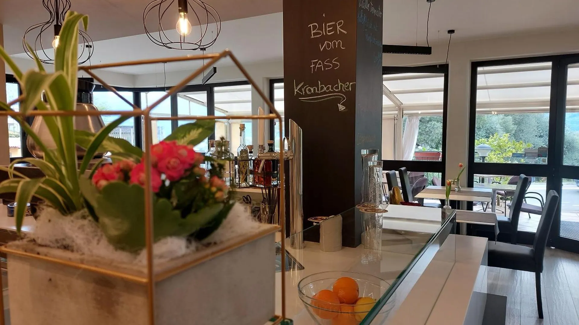Hotel Villa Grazia リモーネ・スル・ガルダ